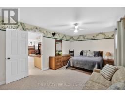 4084 Bluepoint Drive, Plympton Wyoming, ON N0N1J6 Photo 22