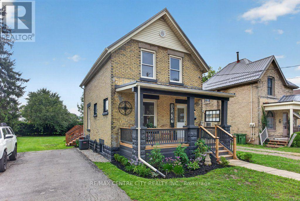 344 WELLINGTON STREET - 3