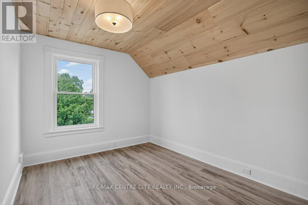344 WELLINGTON STREET - Image 31