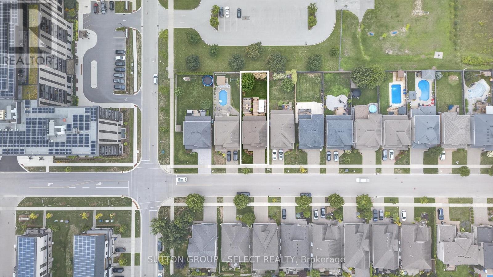 1445 RIVERBEND ROAD - 33