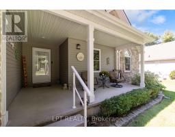 Laundry room - 10011 Jenna Road, Lambton Shores, ON N0M1T0 Photo 6