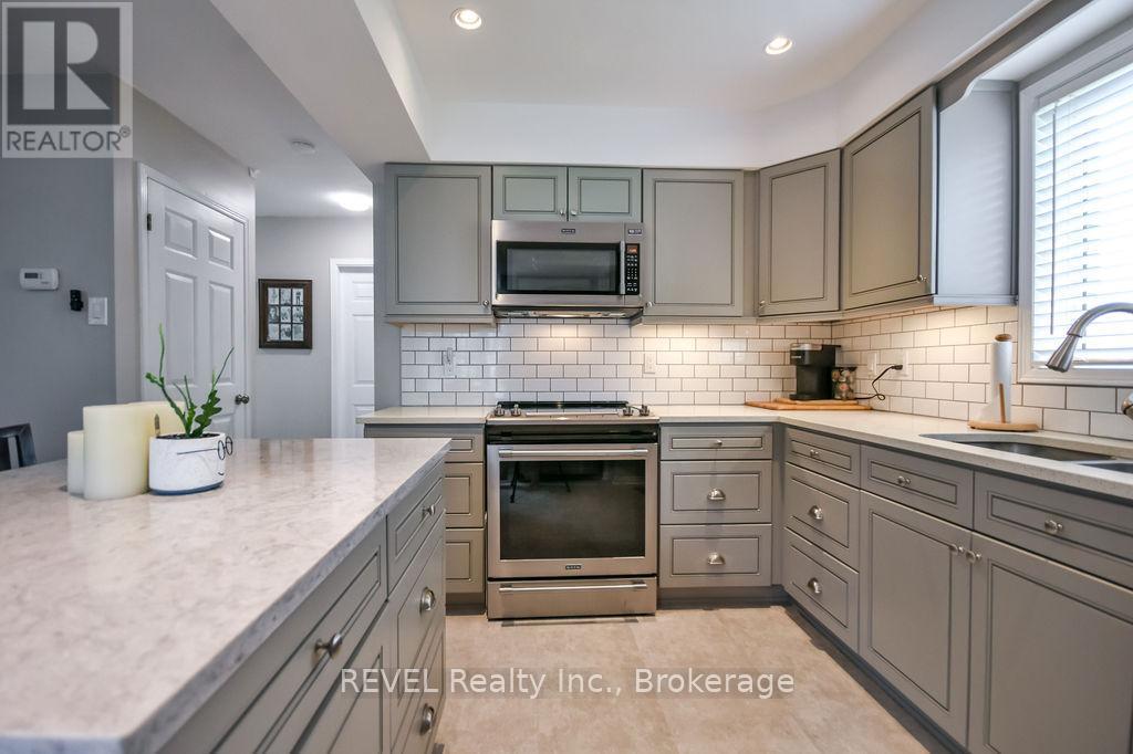 179 LUCKPORT CRESCENT - 9
