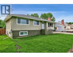 Bedroom - 631 Brandon Avenue, Kamloops, BC V2B1N5 Photo 8
