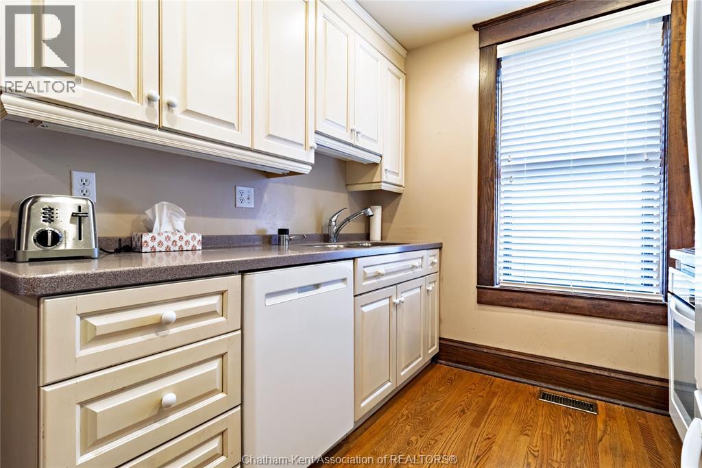 74 ROBERTSON AVENUE - Image 11