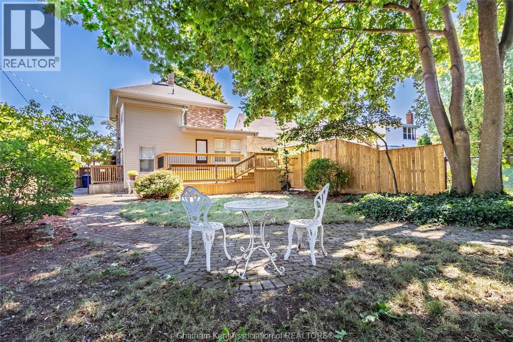 74 ROBERTSON AVENUE - 38