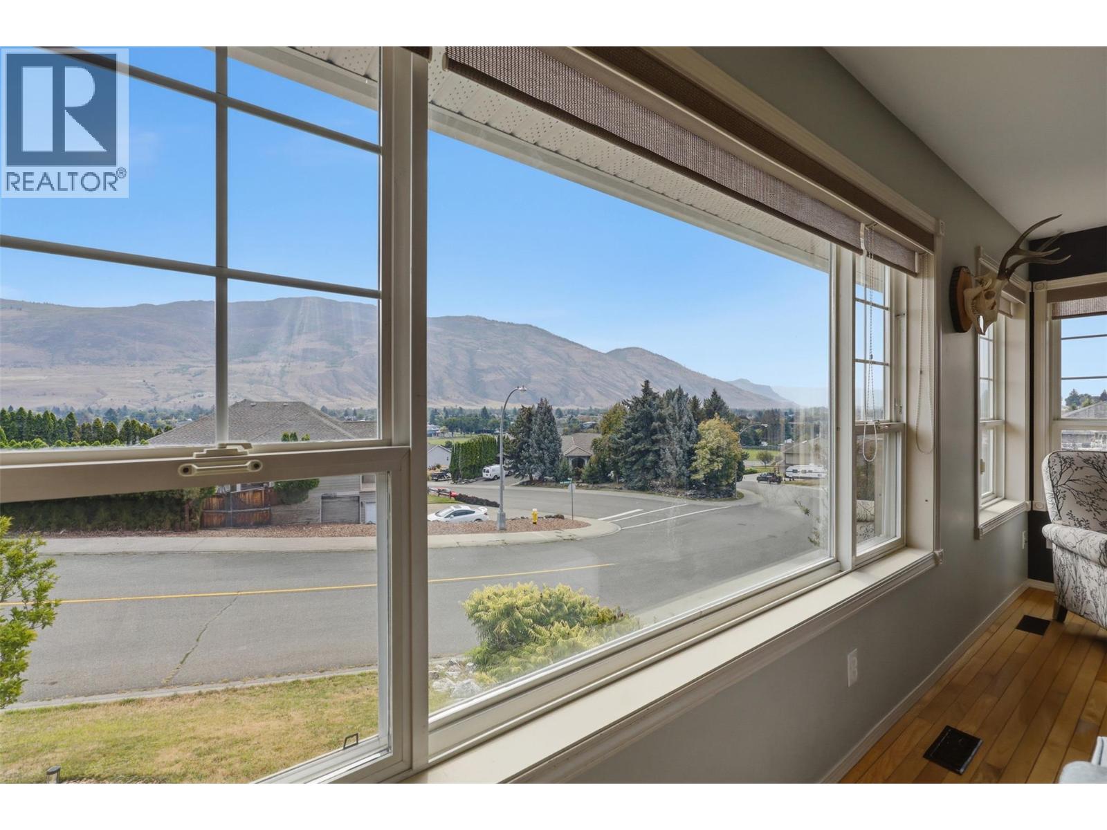 992 Pine Springs Road - 17