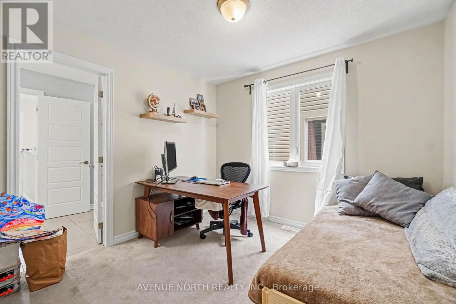 516 ARUM TERRACE - 26
