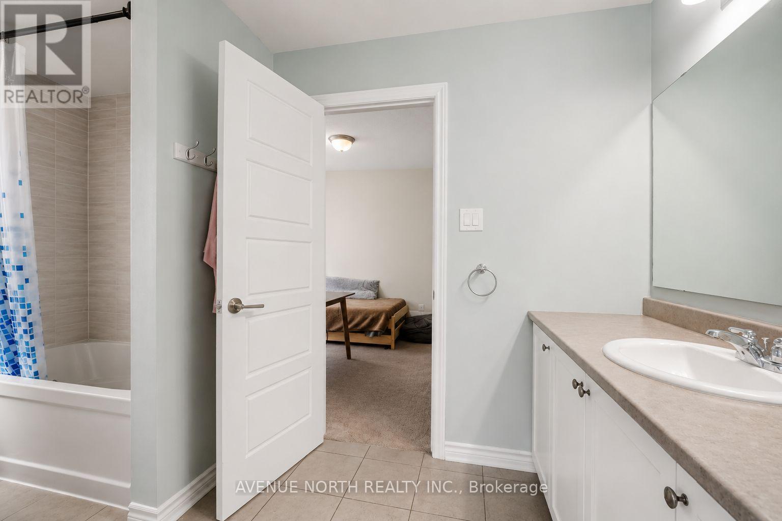 516 ARUM TERRACE - Image 27