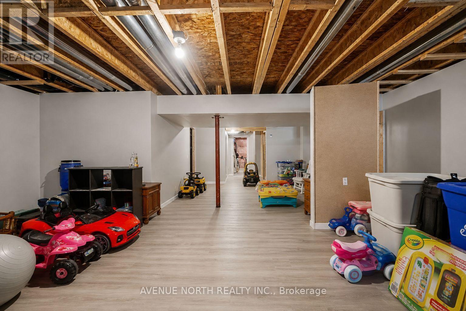 516 ARUM TERRACE - Image 34