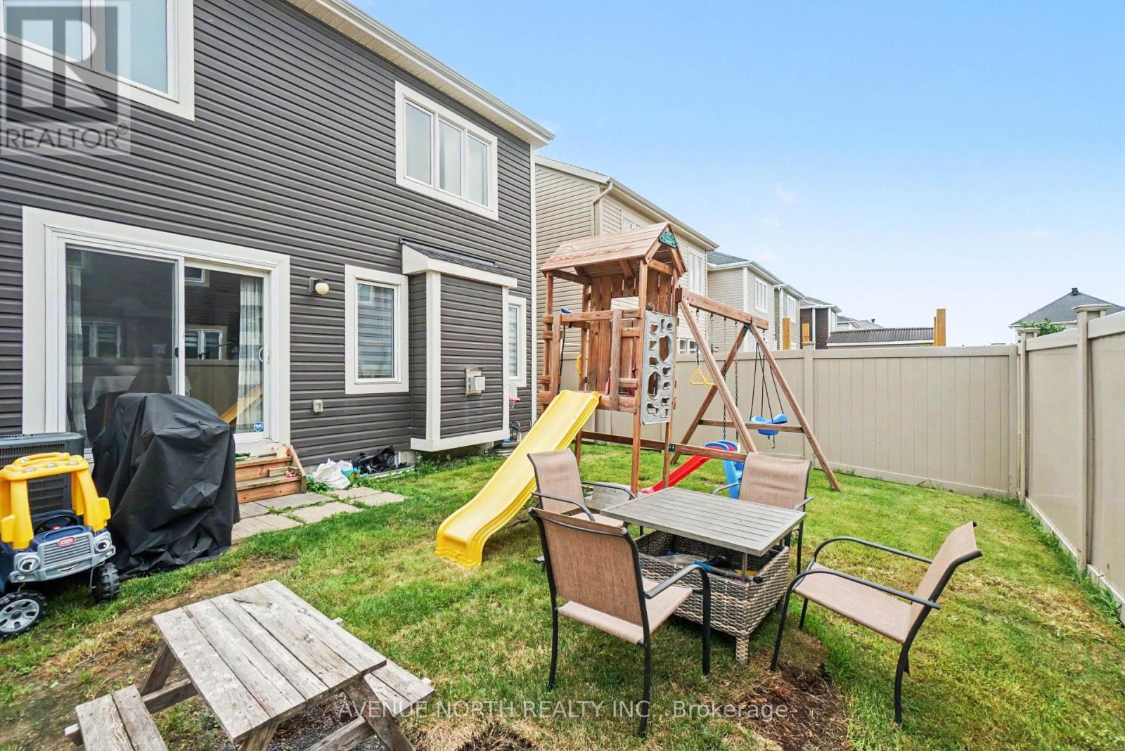 516 ARUM TERRACE - 35