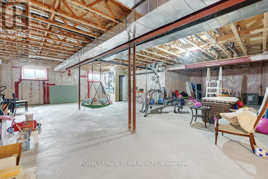 986 SOUTH GOWER DRIVE - Image 32