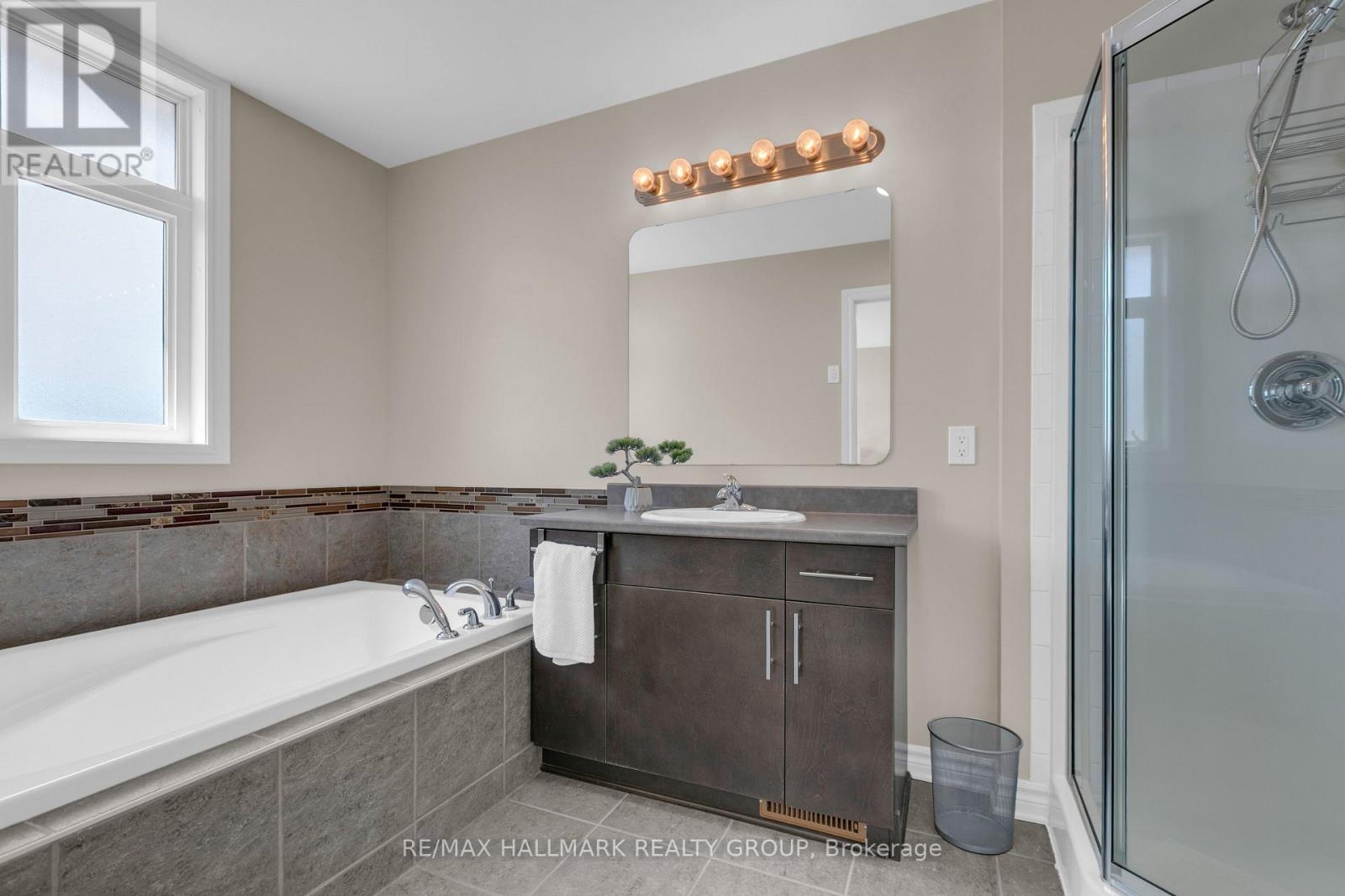 1125 TISCHART CRESCENT - Image 24