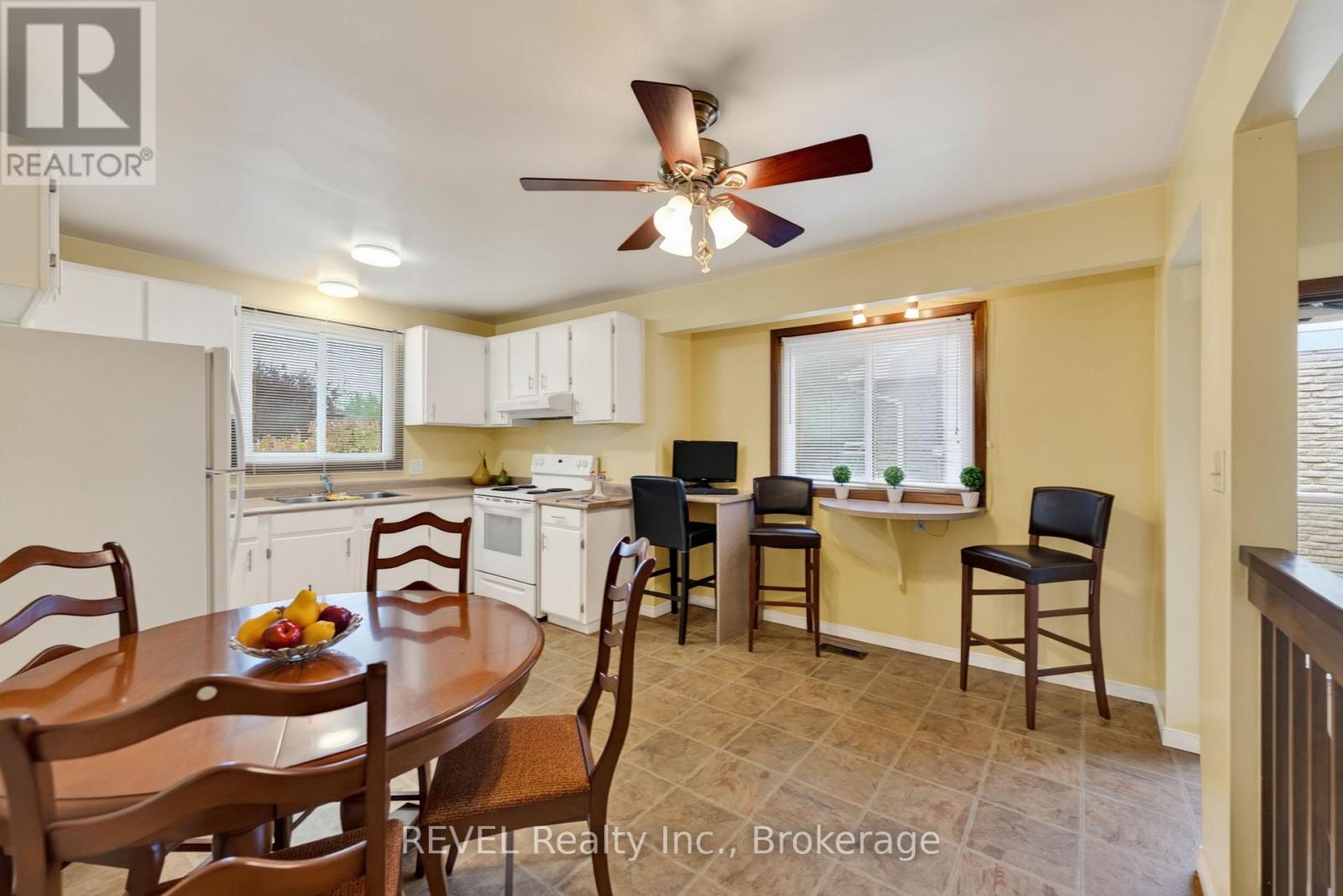 36 MANOR ROAD - Image 4