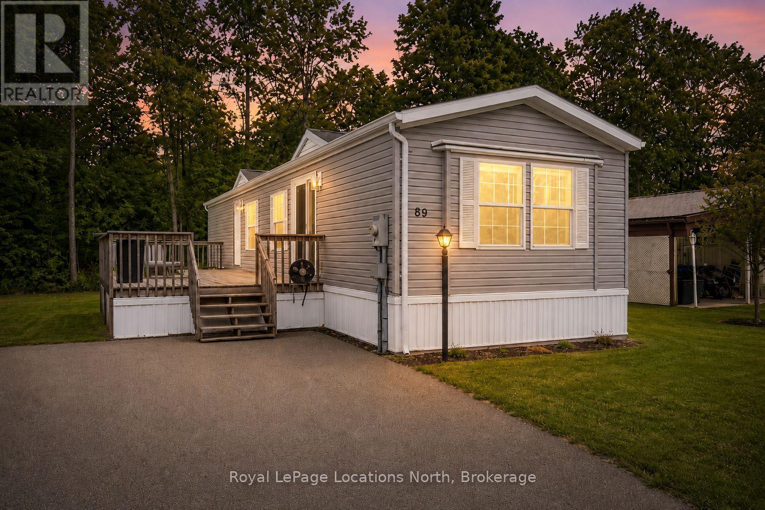 89 GEORGIAN GLEN DRIVE - 1