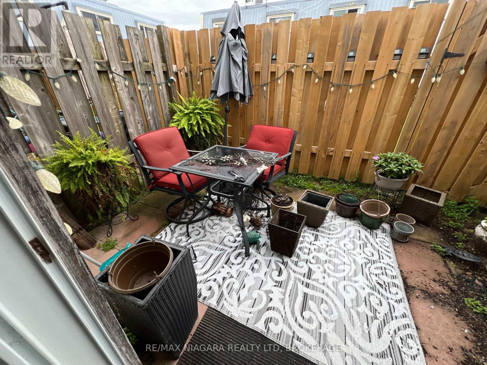 #2 8646 WILLOUGHBY DRIVE - 25