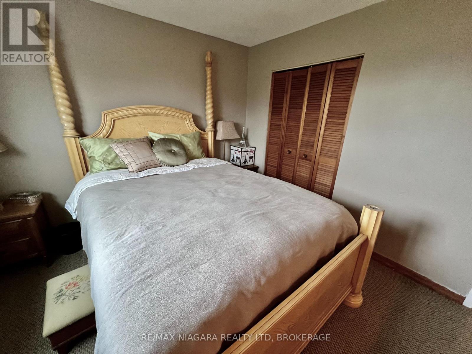 #2 8646 WILLOUGHBY DRIVE - 30
