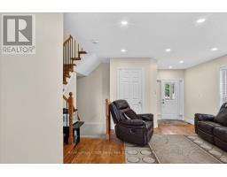 Bedroom 2 - 43 Coppermill Drive, Brampton, ON L7A1N1 Photo 6