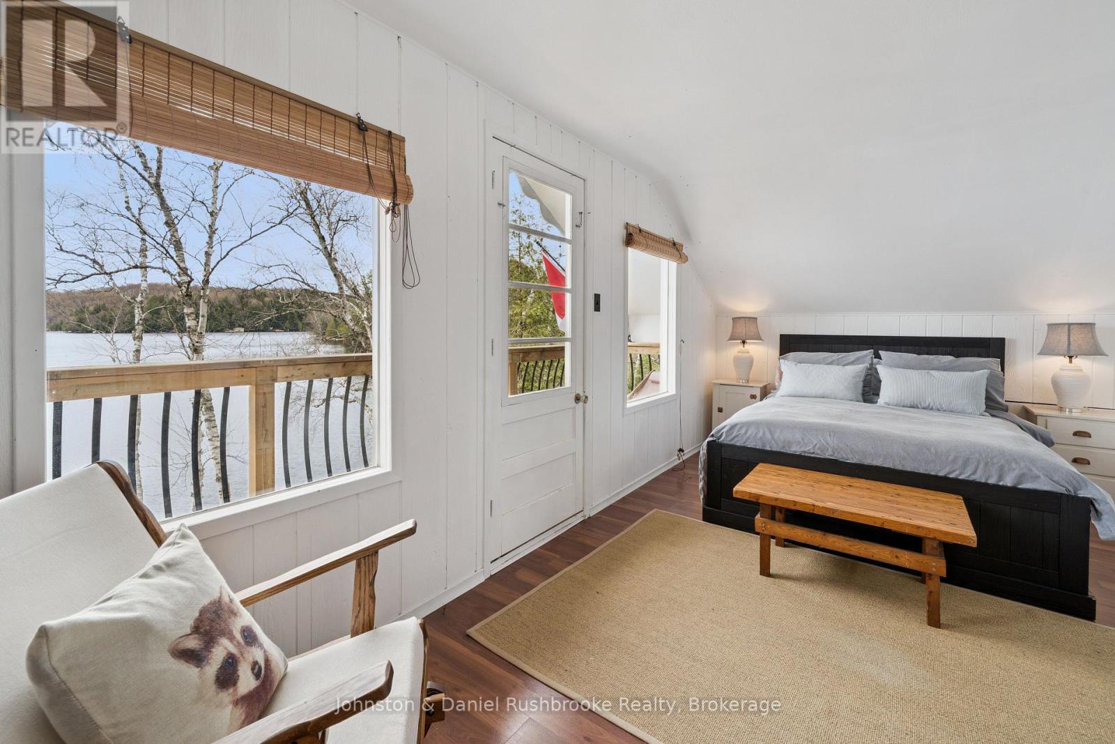 29 ENA DRIVE - 19