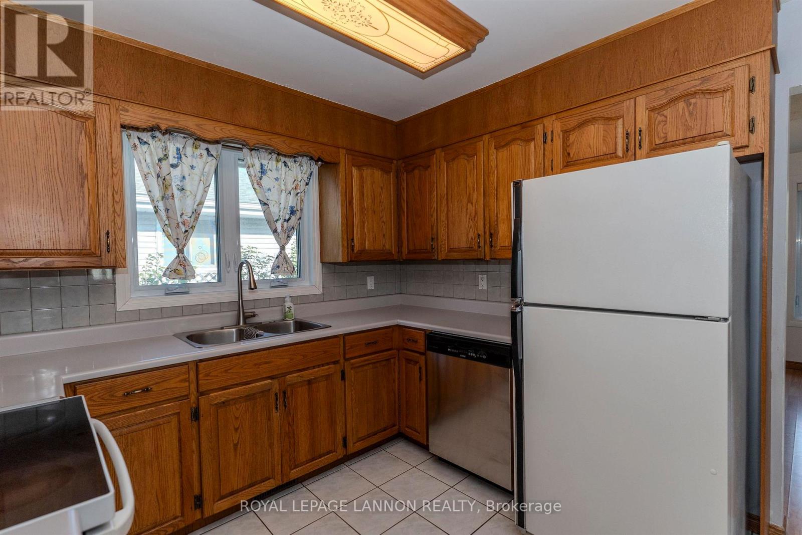 49 WASCO DRIVE - Image 13