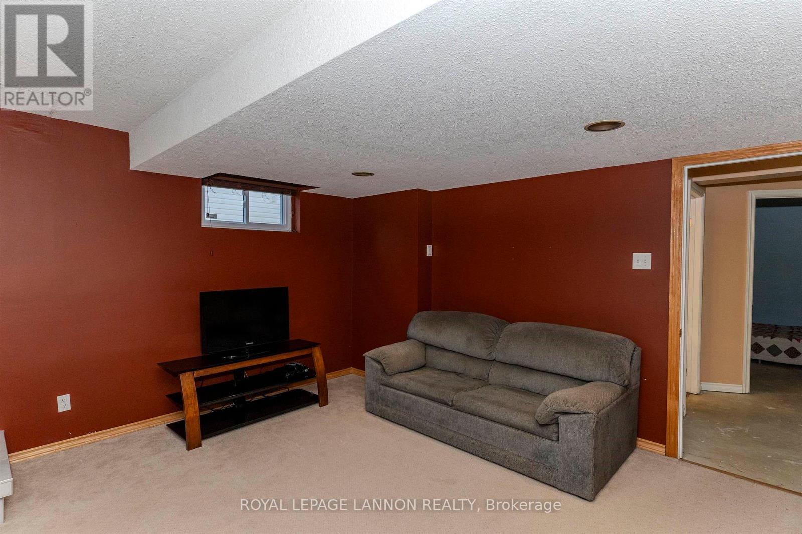 49 WASCO DRIVE - Image 28