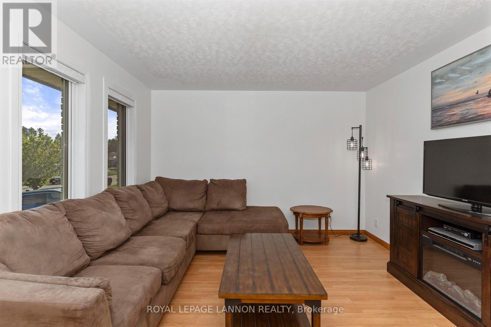 49 WASCO DRIVE - Image 3