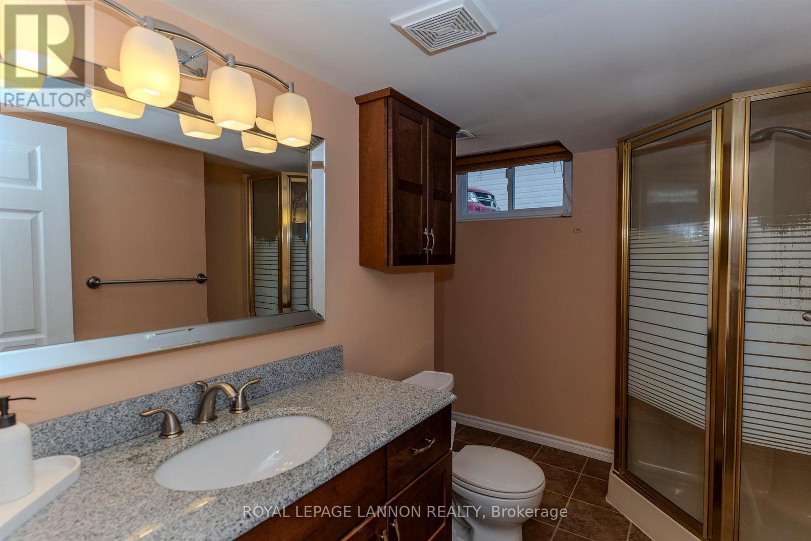 49 WASCO DRIVE - 34