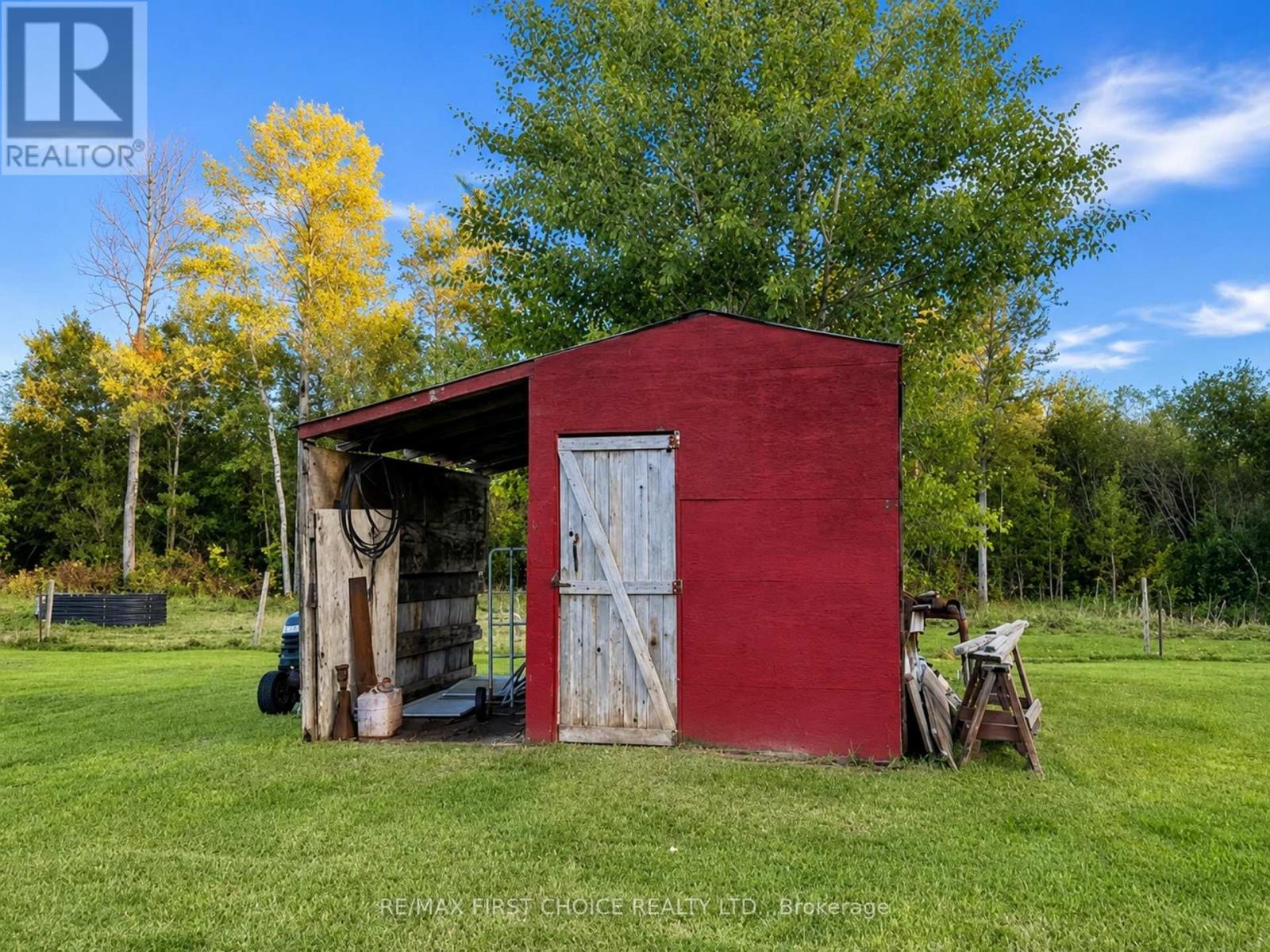 661 STEWART ROAD - 14