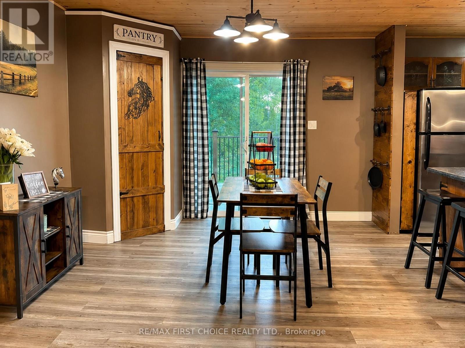 661 STEWART ROAD - 24