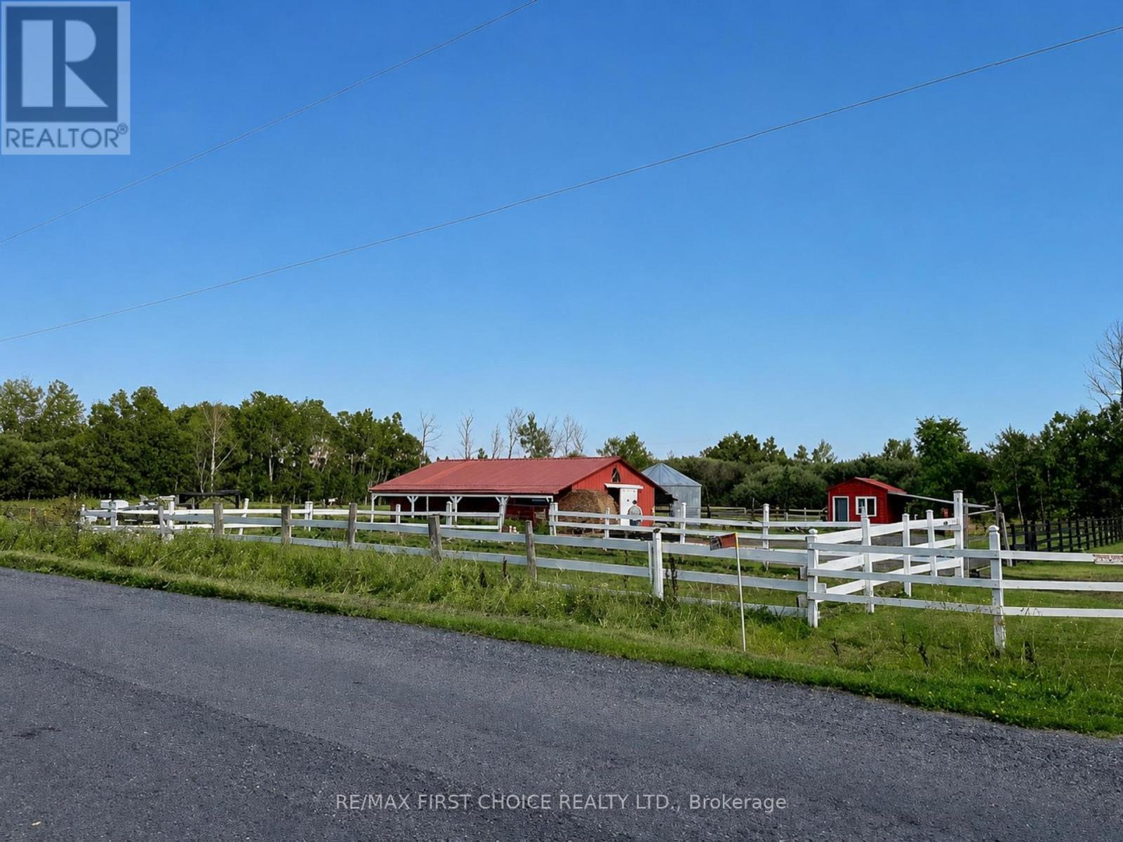 661 STEWART ROAD - 4