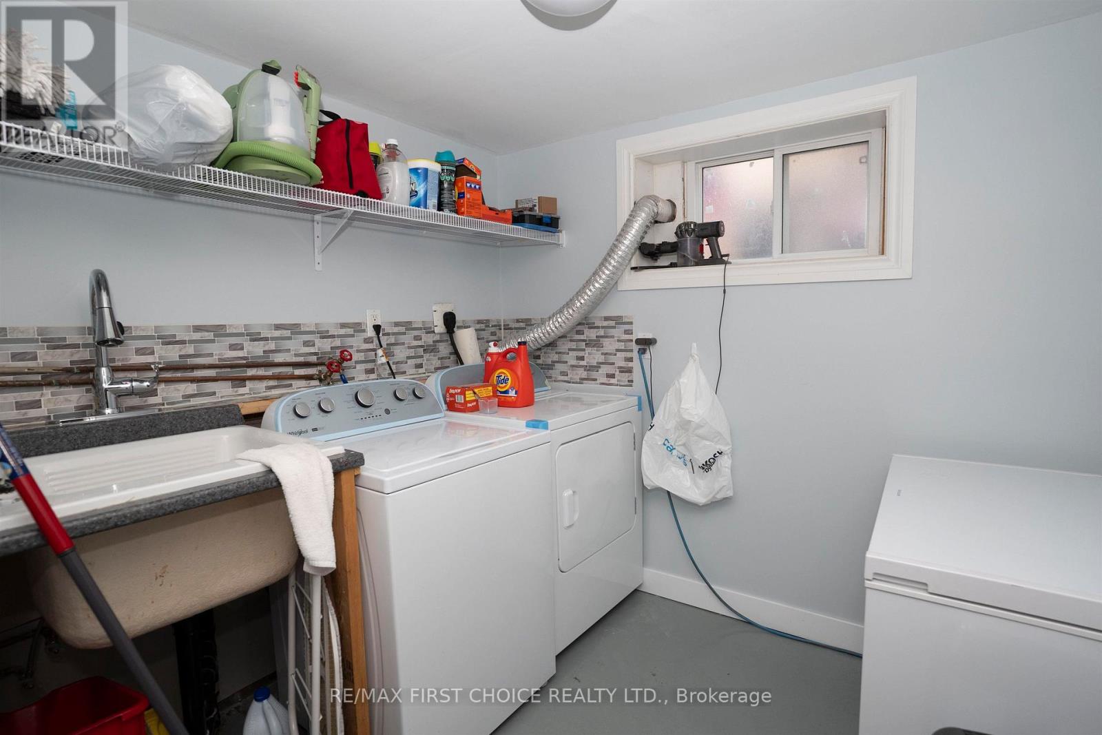 423 MARKS STREET S - 29