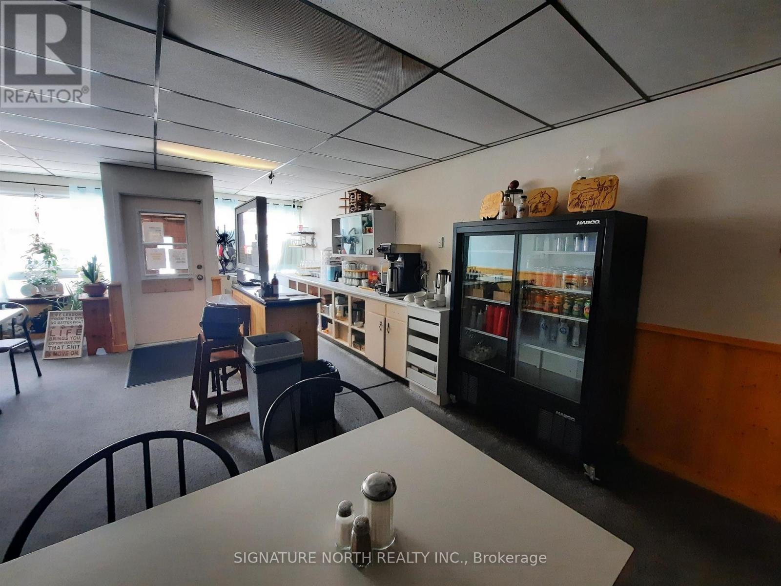 209 Main St, Greenstone (Geraldton), Ontario, P0T1M0, Greenstone (Geraldton), Ontario — photo 1 of 5