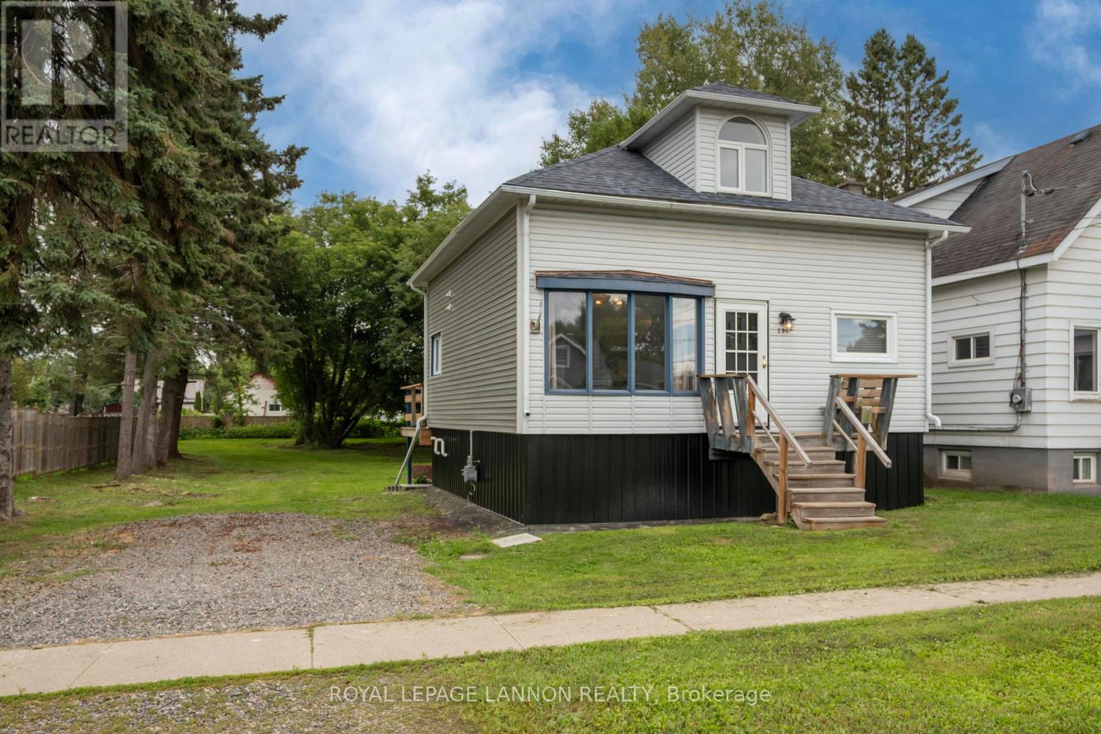 238 ANGUS STREET - 1