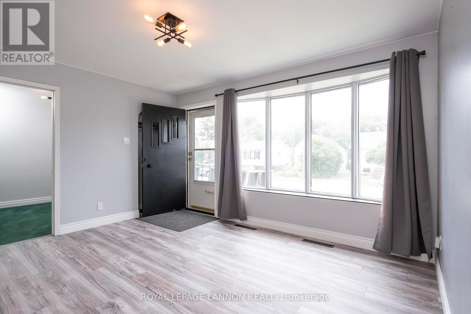 238 ANGUS STREET - 12