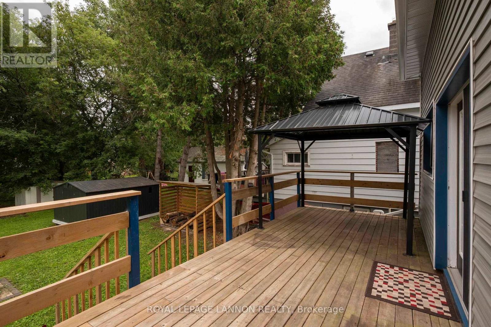 238 ANGUS STREET - 8