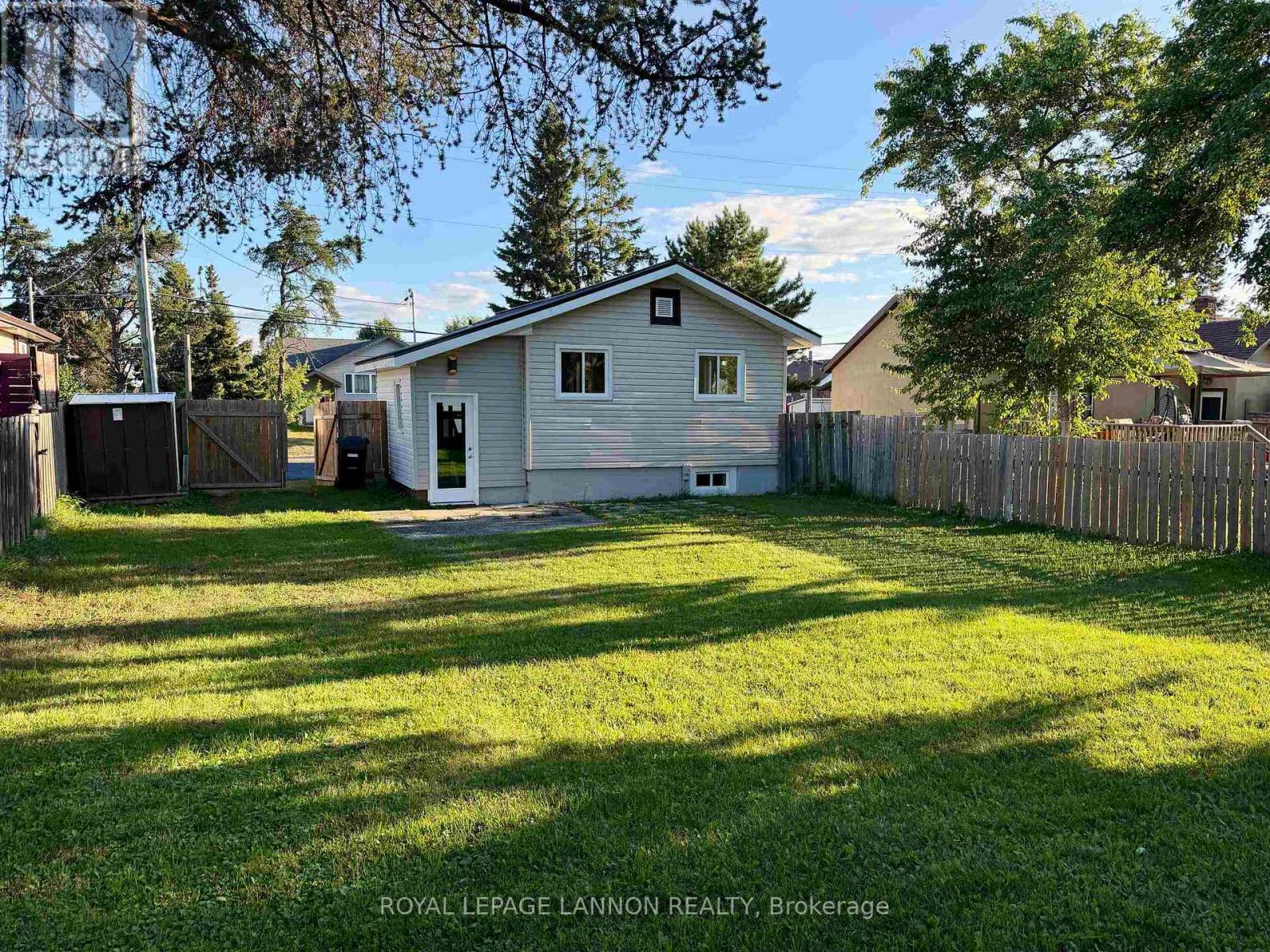 330 ARUNDEL STREET - Image 26