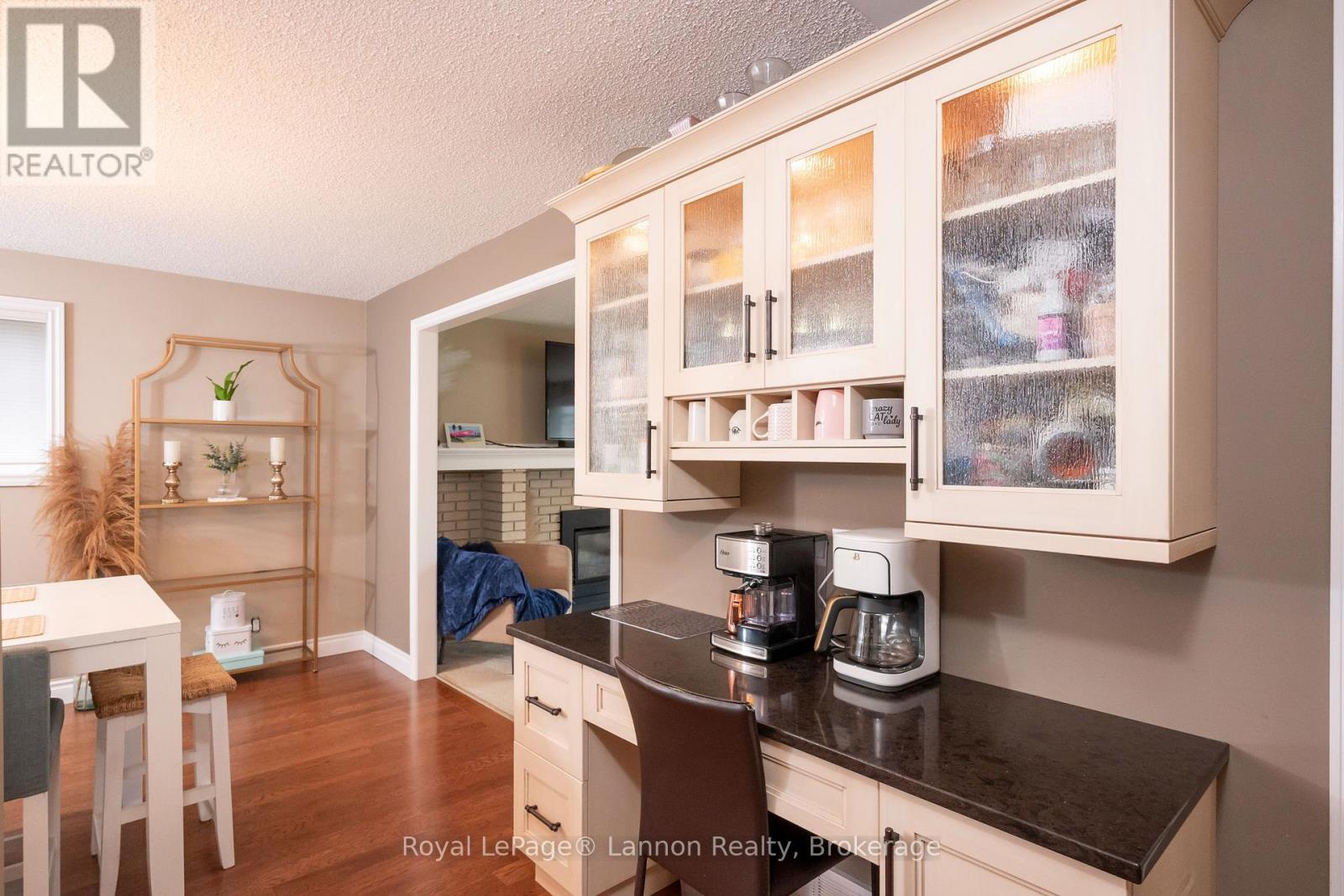 2020 MOUNTAIN ROAD - 11