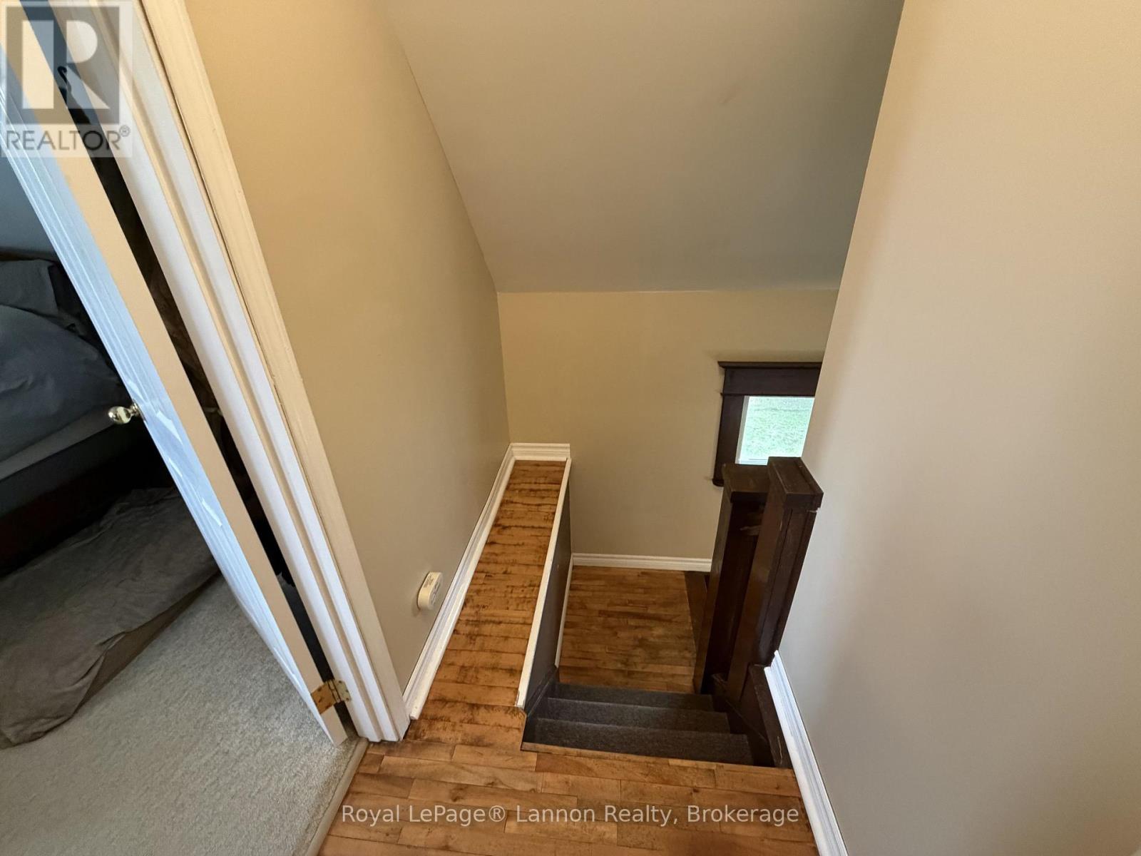 279 DEWE AVENUE - 18
