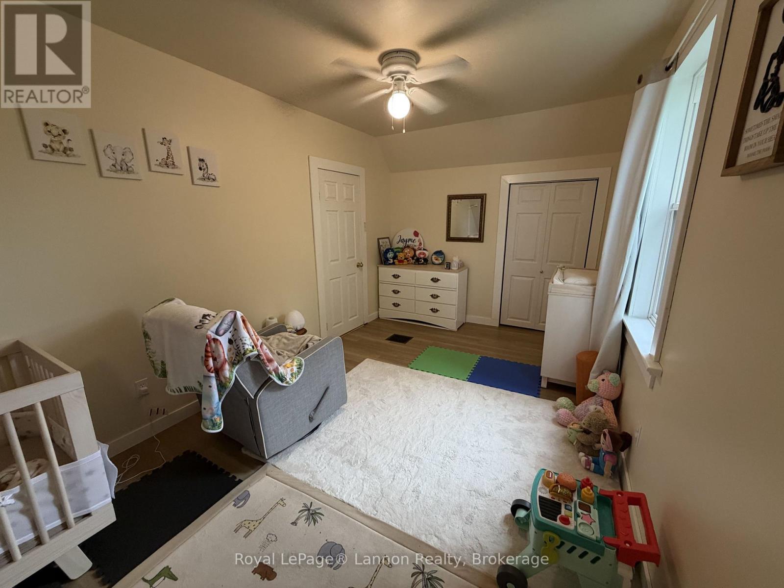 279 DEWE AVENUE - 28