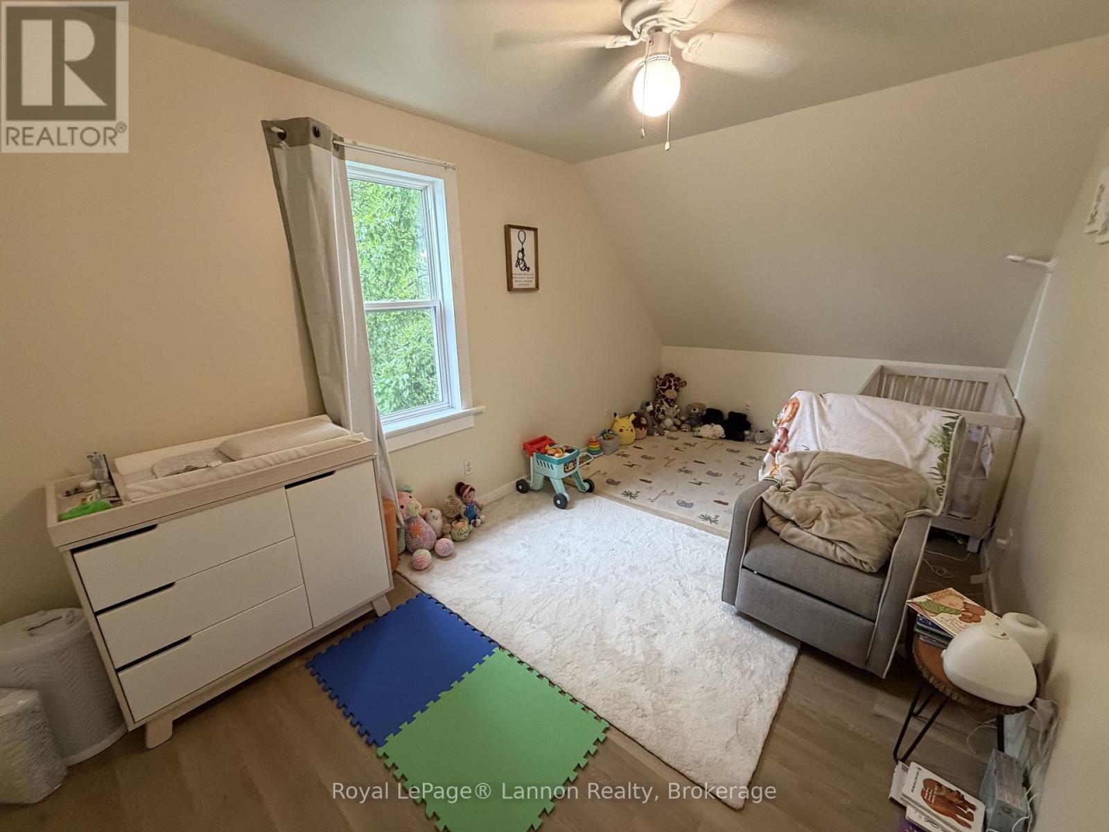 279 DEWE AVENUE - 29