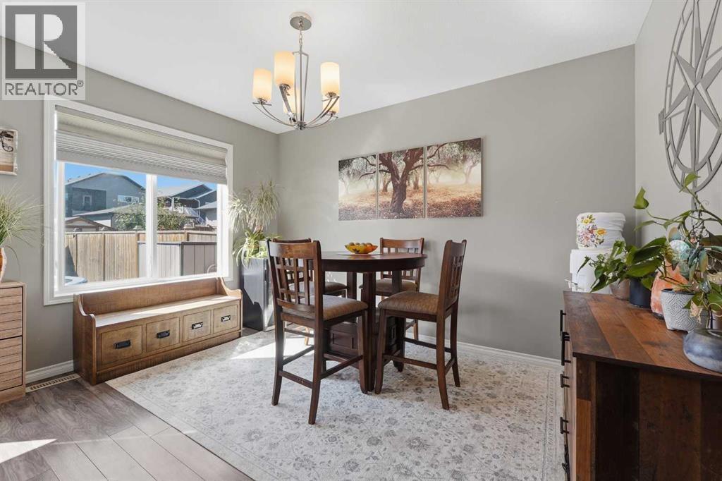 Listing photo – 41 Crestview Boulevard, Sylvan Lake
