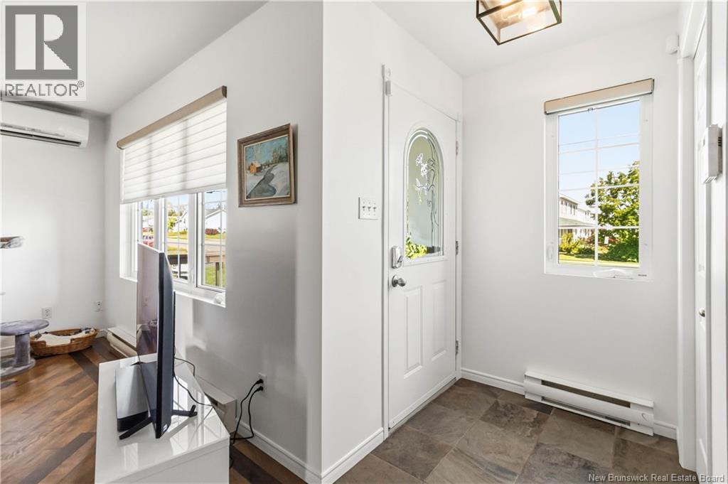 276 Glencairn Drive - 3