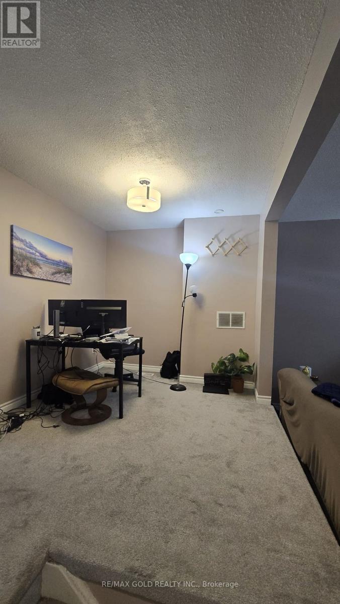 #15 6 Loconder Drive, Hamilton (Randall), Ontario, L8W1V8, Hamilton (Randall), Ontario — photo 5 of 5
