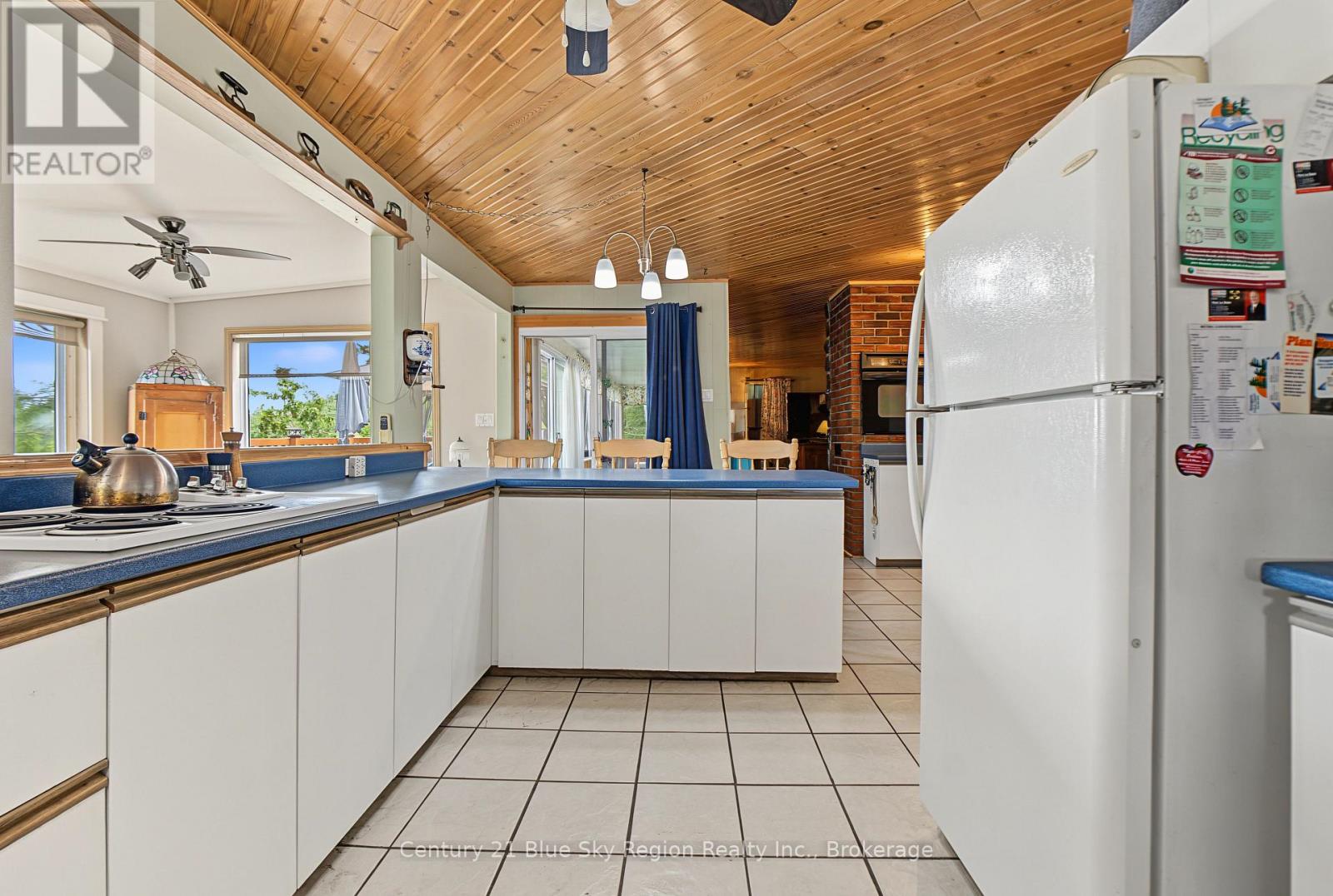 5065 HIGHWAY 11 N - 16
