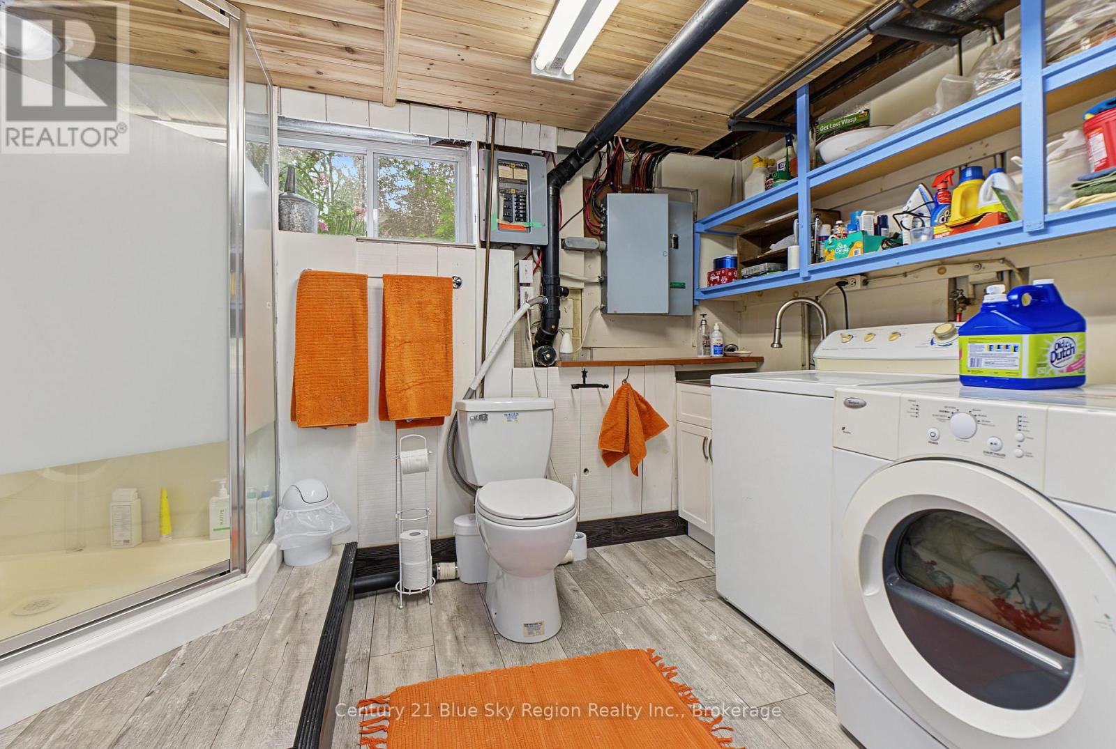 5065 HIGHWAY 11 N - Image 31