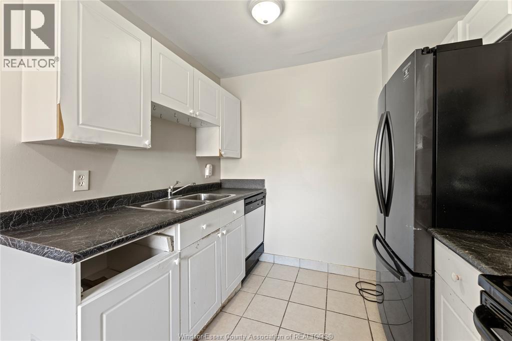 5430 LASSALINE, Windsor, Ontario, N8T1A8, Windsor, Ontario — photo 5 of 5