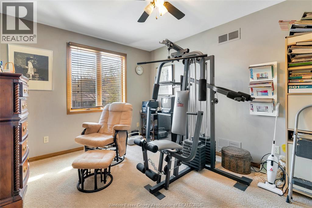 1537 ROSATI - 14