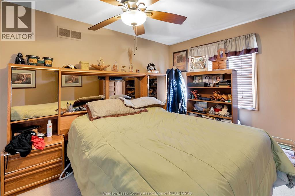 1537 ROSATI - 15