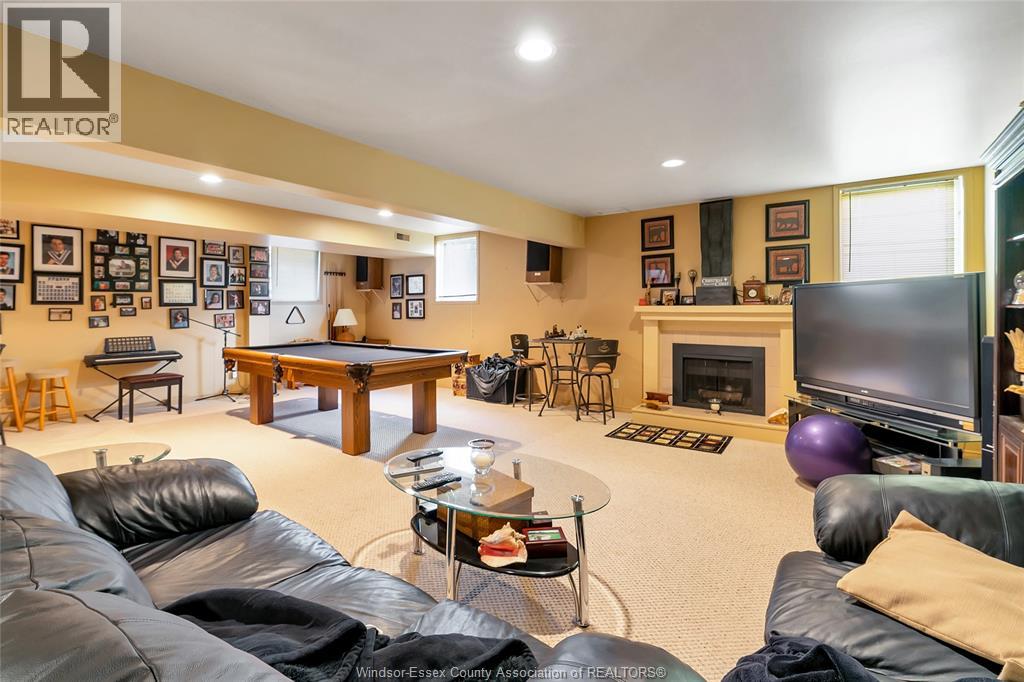 1537 ROSATI - 22