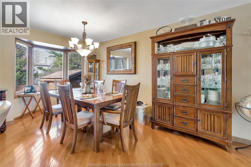 1537 ROSATI - 7