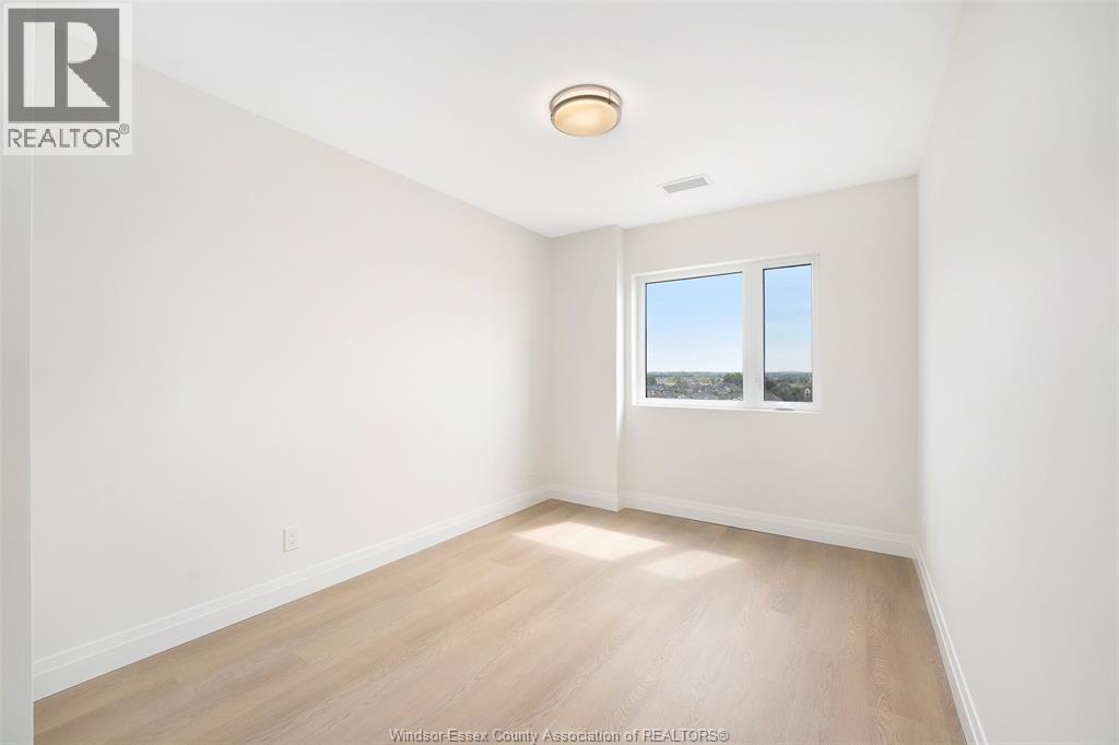 4300 Laurier Parkway — photo 16